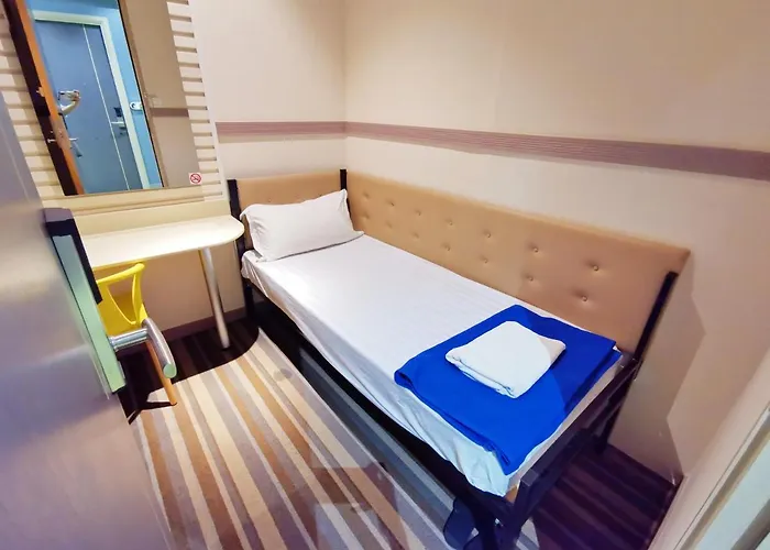 Reddoorz Premium Podstel Bangkok