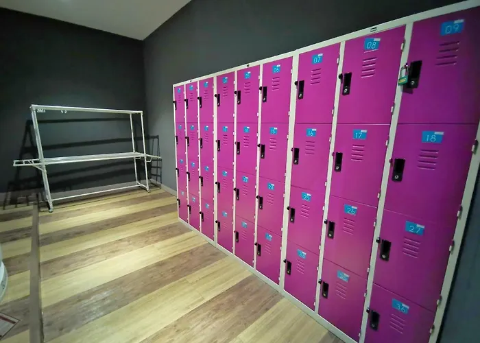Reddoorz Premium Podstel Ostello