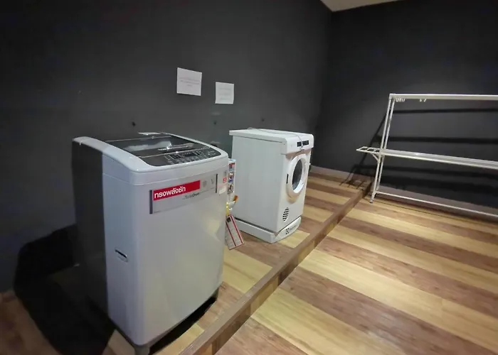 Reddoorz Premium Podstel