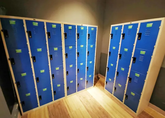 Reddoorz Premium Podstel * Bangkok